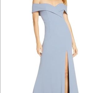 🆕 Stunning Off the Shoulder Knit Gown 🤩